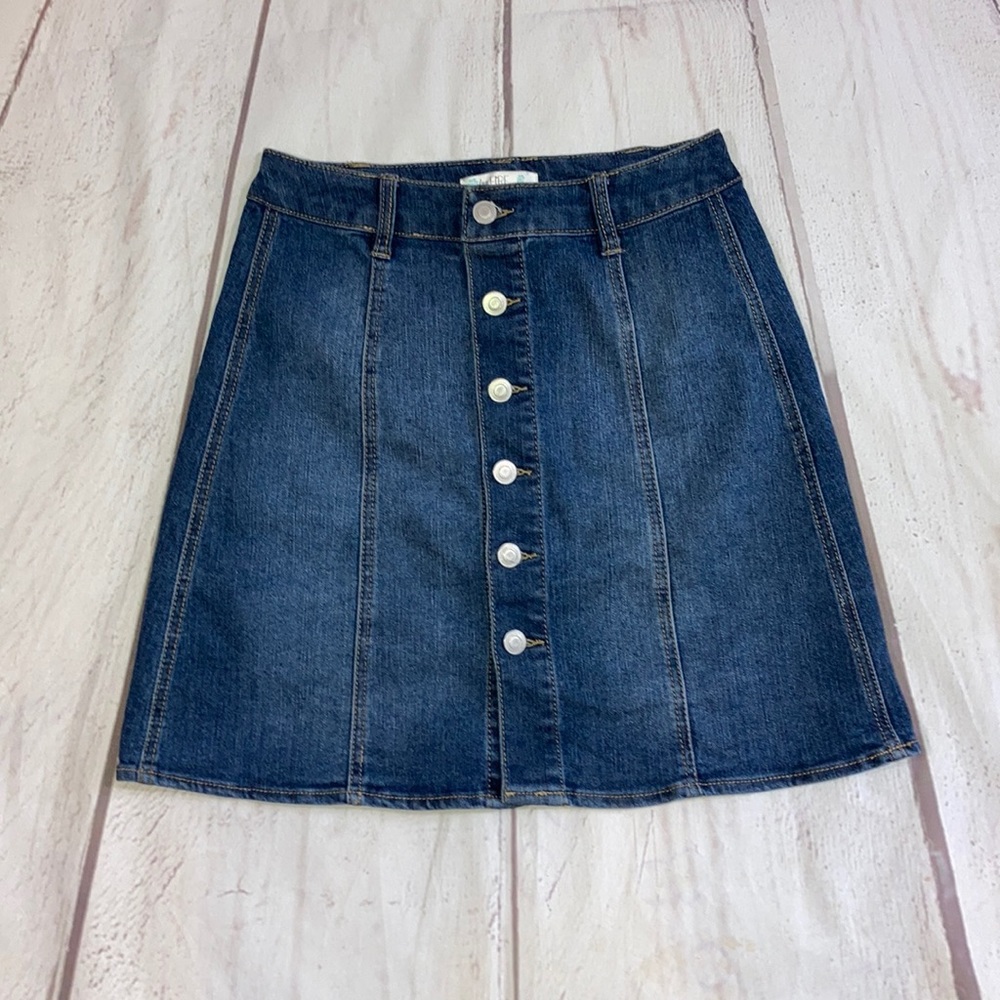 Love Fire Jean skirt size 0